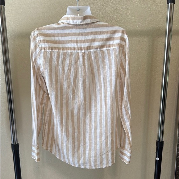 J Crew Womens Ivory Striped Lightweight Button Up Shirt Size S - Picture 3 of 3